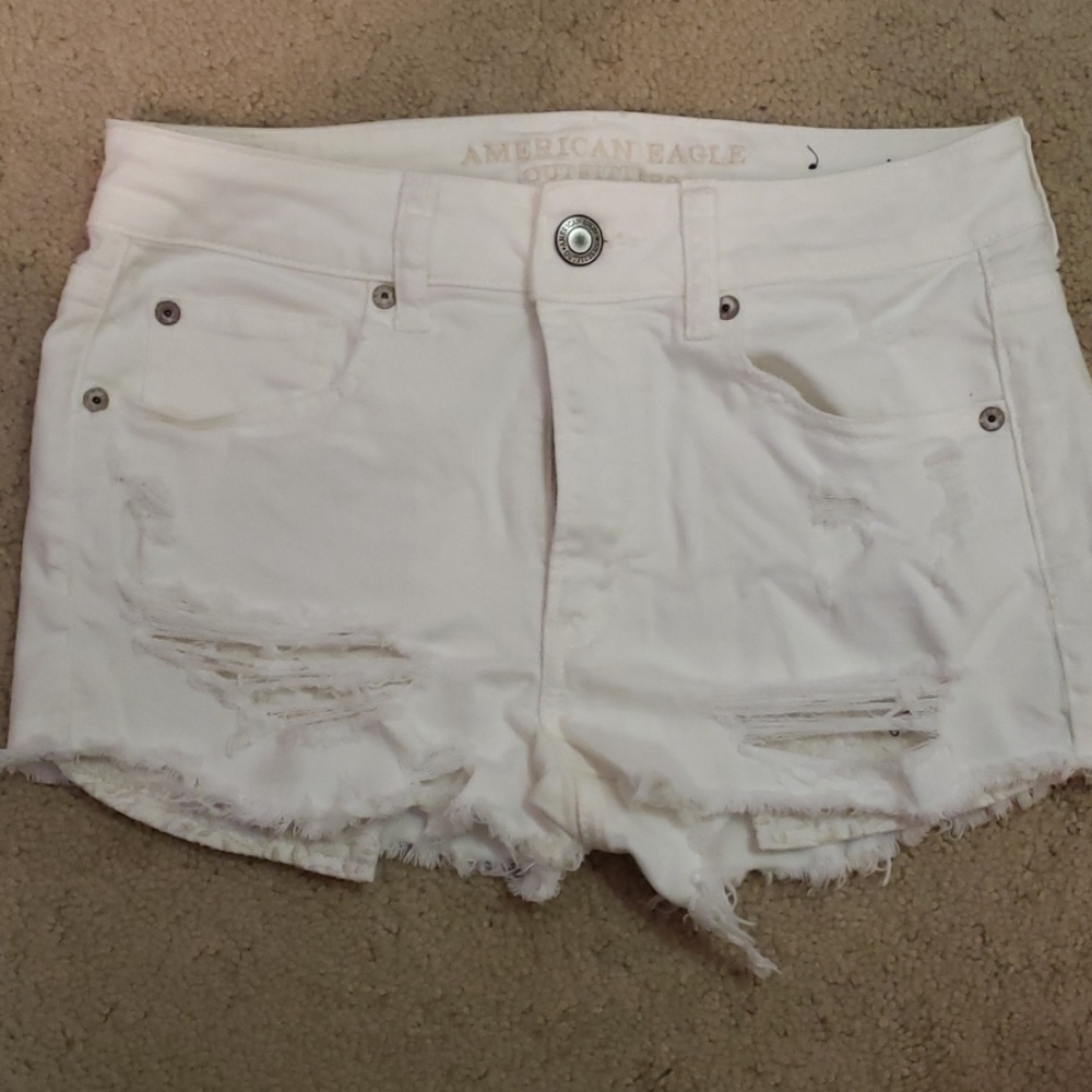 White American Eagle Shorts